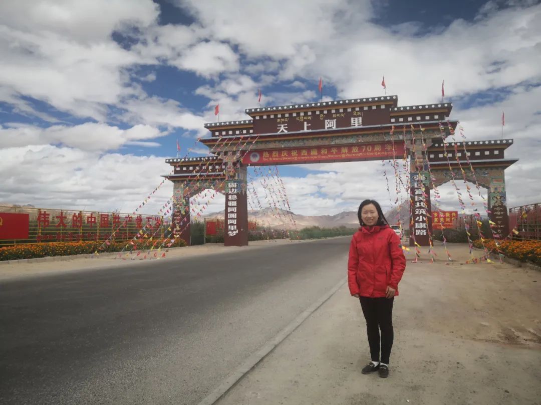 生命与环境科学学院王叶红：以仁爱之心育桃李芬芳